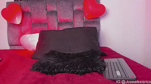 XXX chat uživo modela Alexxus_Smith
