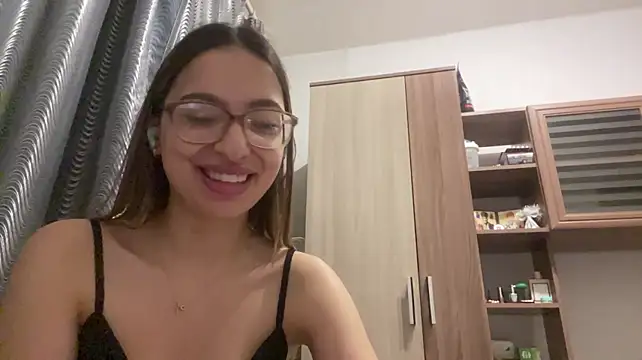 Chat +18 de ZelmaBonato ao vivo