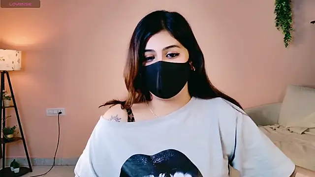 Mysterious_krishaa: онлайн-секс-чат
