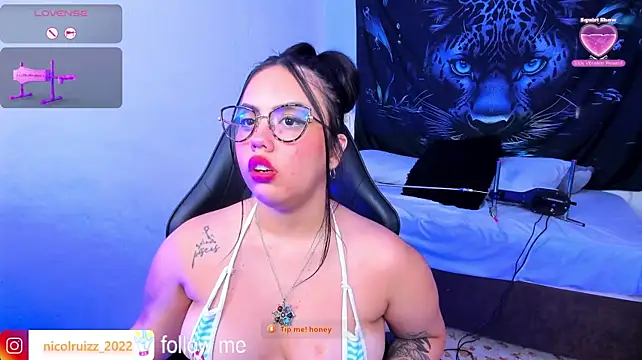 Czat XXX na żywo – Nicolle_Ruizz
