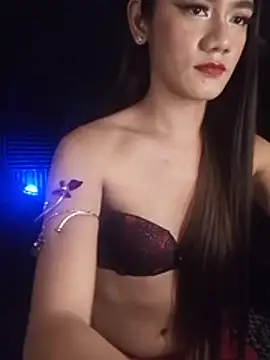 Chat XXX en directo de Trixie_smith