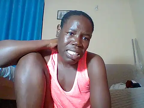 Blacksexyqueen24's Live XXX Chat