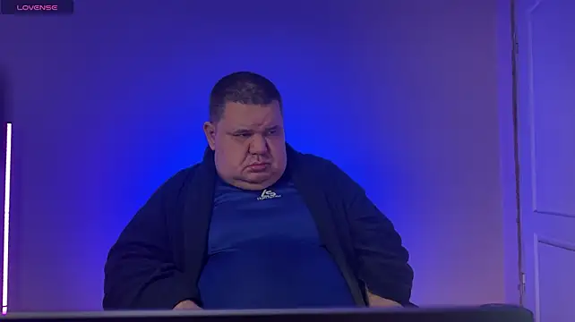 Živý XXX chat BIGBOSSDADDYX