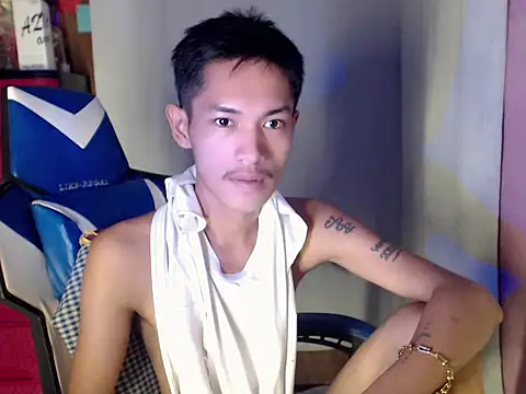 Živý XXX chat riks_tyler