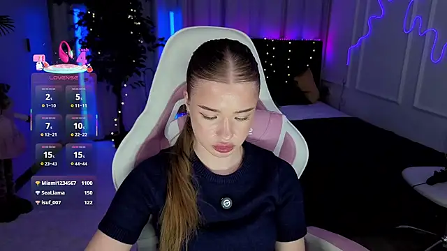 Milla_Rae Adlı Modelin Canlı XXX Sohbeti