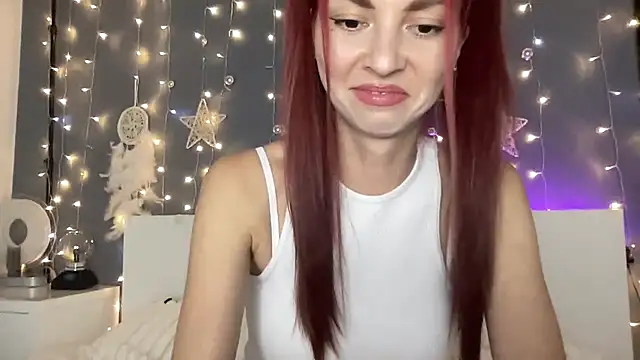 Magicalmoni Adlı Modelin Canlı XXX Sohbeti