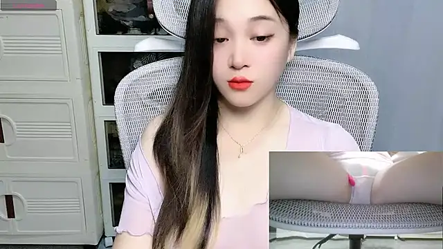 woaiqinqin's Live XXX Chat