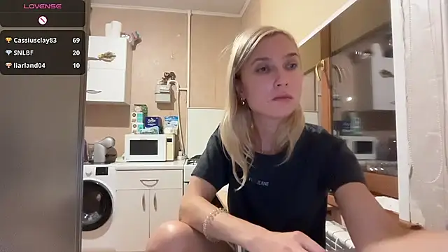 Chat XXX en directo de AngelJeni