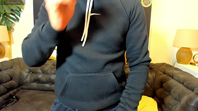 TommyDum Live XXX-Chat