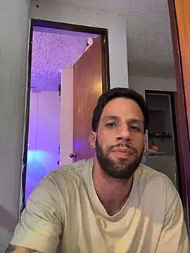 Chat +18 de Karim_mansur ao vivo