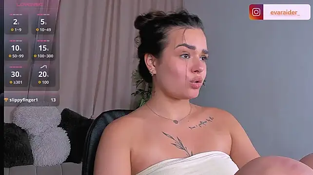 Chat XXX en directo de EvaRaider