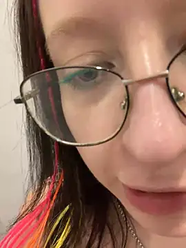 nahida77 XXX чат на живо