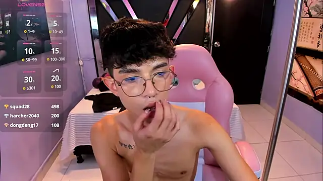 LiamHeatx – Live XXX-chat