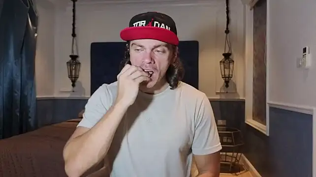 Marrymeplzn Live XXX chat