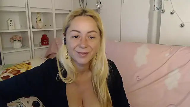 _karolynesyera_ Live XXX-Chat