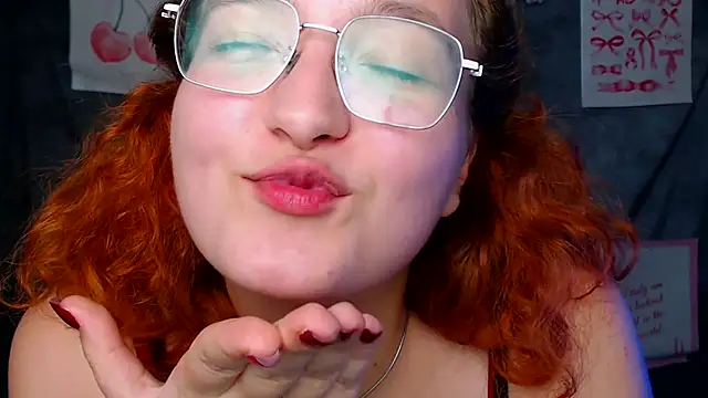 MissAriaa XXX чат на живо
