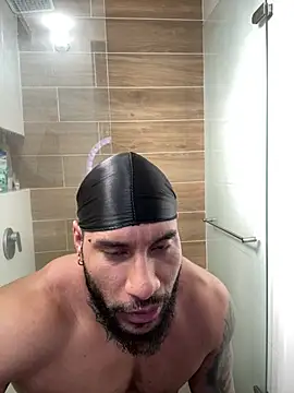 Andrew_Johnnson – Naživo XXX chat