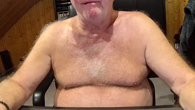biggandybig Chat XXX in diretta
