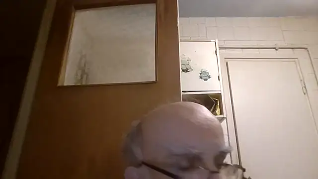mariusica1@xhn Live XXX chat