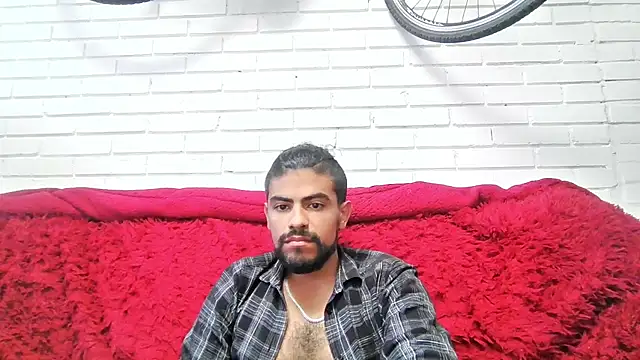 Chat +18 de JBond007BBC ao vivo