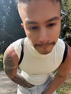 Chatroom XXX en direct de DOMINICKVEGAS77