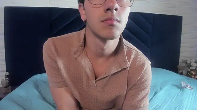 Andy_Joy_ লাইভ XXX চ্যাট
