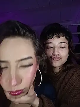 دردشة AlexxaAndRileyy الجنسية المباشرة