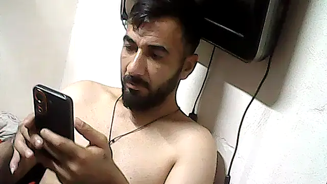 leon_ates লাইভ XXX চ্যাট