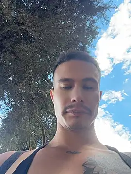 DOMINICKVEGAS77 Live XXX-chat