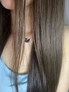 Yiyina_17 现场XXX聊天