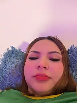 Bella01_ XXX чат на живо