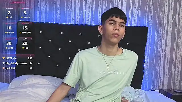 Jordii_Starck's Live XXX Chat