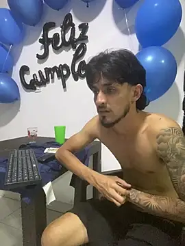 Chat +18 de Kriss_Edwards ao vivo