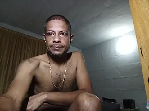 hornyman69123's Live XXX Chat