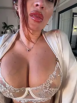 Chatroom XXX en direct de AbrilColls_