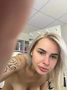 EmmiLive Live XXX-Chat