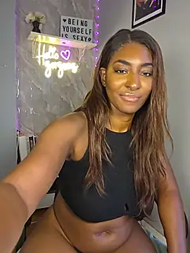 XXX chat uživo modela ddlynn