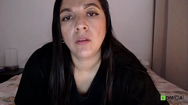 urcute_kitten Chat XXX in diretta