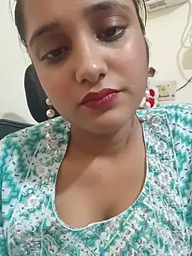 Aalia-Bhatt ওয়েবক্যাম শো