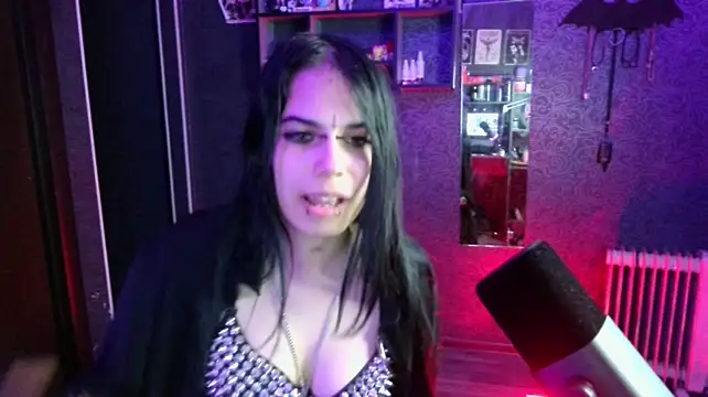 Lilith__Devil Chat XXX in diretta