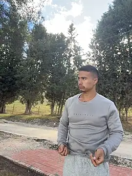 DOMINICKVEGAS77 Live XXX-Chat
