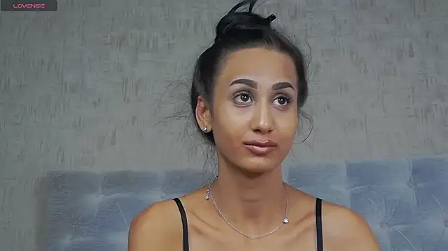 LexxyBloom's Live XXX Chat