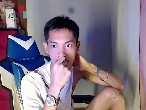 riks_tylerのライブXXXチャット