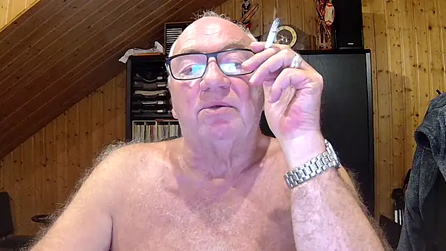 biggandybig Chat XXX live