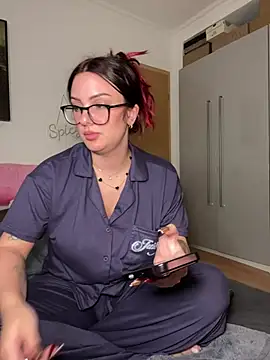 XXX chat uživo modela OliviaaFischer