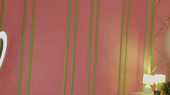 Ruby_de_Cherry লাইভ XXX চ্যাট