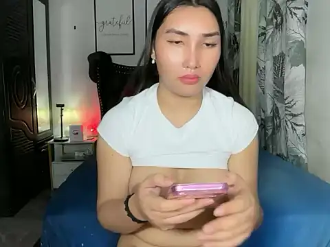 Miss_Deliciousness live XXX chat