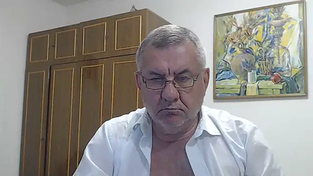 Онлайн чат XXX machomale3