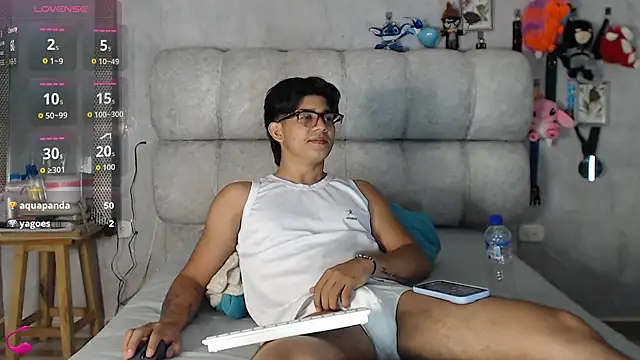 XXX chat uživo modela jeff__