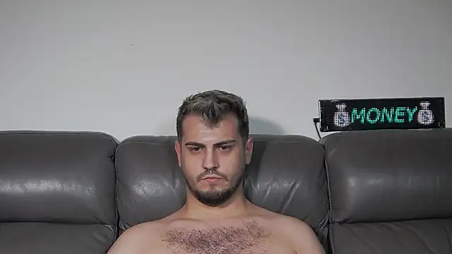 Chat +18 de CrazyDom1 ao vivo
